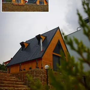  Oda ve Kahvaltı Azhara Bungalov